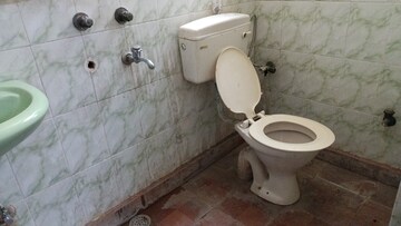 Bathroom in 2 BHK Builder Floor at Vaishali Sector 6 – for Sale