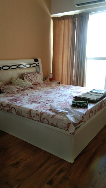 Bedroom in 2.5 BHK Apartment at Gomti Nagar – for Sale