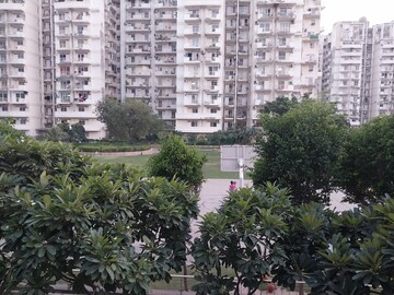 रेसिडेन्शियल फ्लॅट वर्ग फुट फॉर रीसेल इन सेक्टर 48 गुरगांव  7160515