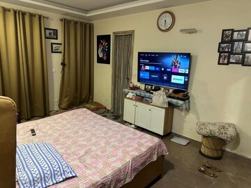 Bedroom in 3 BHK Apartment at Orchid Petals, Sector 49 – for Sale