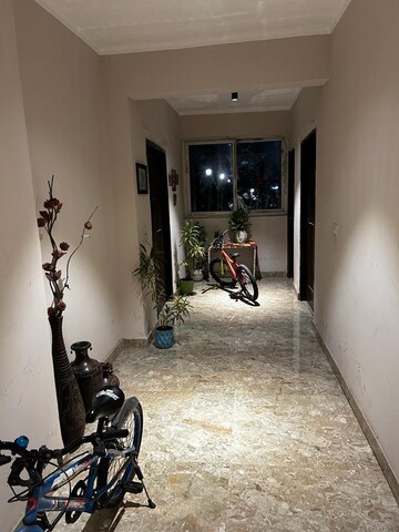 Parking in 4 BHK Apartment at Orchid Petals, Sector 49 – for Sale