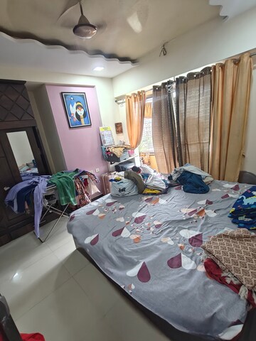 Master Bedroom in 2 BHK Apartment at Hitakshi Height, Mira Road – for Sale