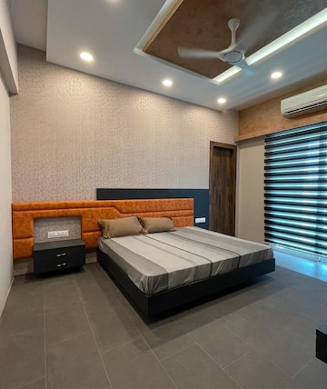 Bedroom in 4 BHK Apartment at Windsor Grande Residences, Andheri West – for Sale