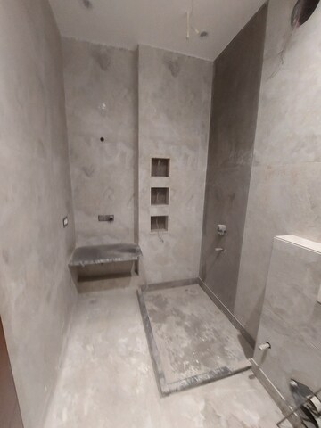 Bathroom in 3 BHK Builder Floor at Mahendra Park – for Sale
