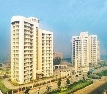2 BHK Apartment – Exterior View View at BPTP Discovery Park, Sector 80 - for Sale