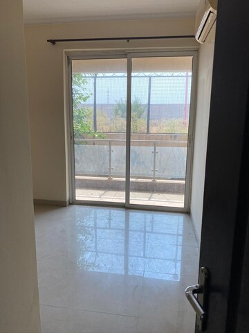 Room in 3.5 BHK Builder Floor at Ansal API Esencia, Sector 67 – for Sale