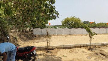  Plot – Exterior View View at Kanpur Road - for Sale