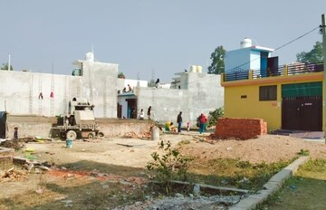  Plot – Exterior View View at Star City, Alambagh - for Sale