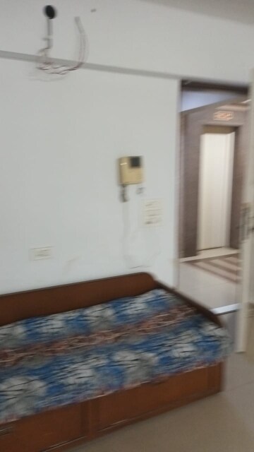 Room in 2 BHK Apartment at Mahim East – for Sale