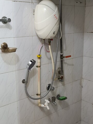 Bathroom in 2 BHK Apartment at Gardeniya Apartment, Wadgaon Sheri – for Rent
