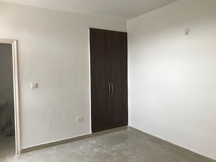 Room, supertech-cape-town 2.5 Bedroom 1150 Sq.Ft. Apartment In Sector 74 Noida 7165582