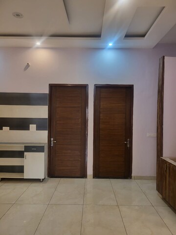Room in 4 BHK Independent House at Lohgarh – for Sale