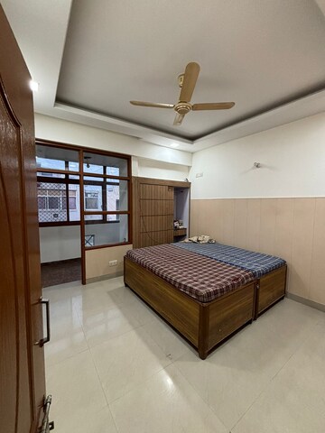 1 BHK Apartment For Sale in Vip Road