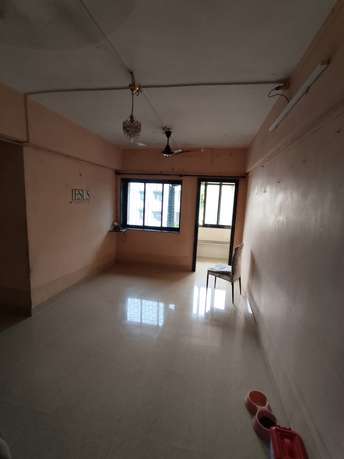 2 BHK Apartment For Rent in STC Employees CHS Andheri East Mumbai 7166490