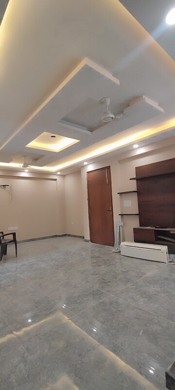 3 BHK Builder Floor For Sale in Chattarpur