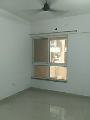 Room in 1 BHK Apartment at DB Orchid Ozone, Dahisar East – for Sale