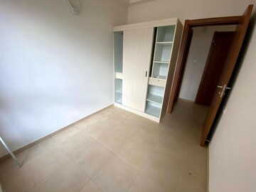 Room in 2 BHK Apartment at Bhartiya Nikoo Homes, Thanisandra Main Road – for Sale