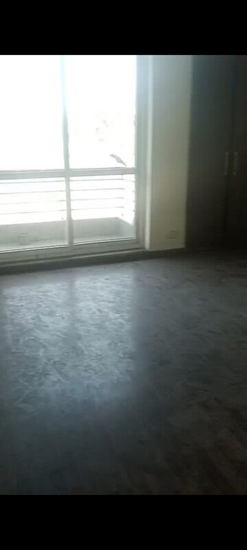 Room in 4 BHK Builder Floor at BPTP Parkland Pride, Sector 77 – for Sale