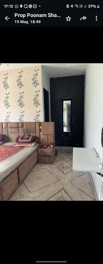 Bedroom in 3 BHK Apartment at DLF Centre Point, Sector 11 – for Sale