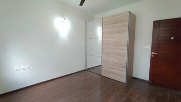 Room in 3 BHK Apartment at Prestige Garden Bay, Yelahanka – for Sale