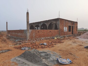  Plot – Exterior View View at Yamuna Expressway - for Sale