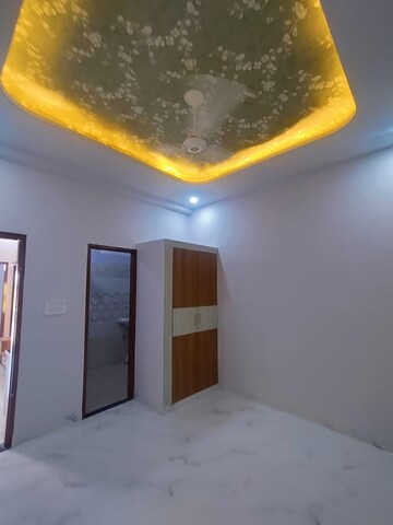 Room in 4 BHK Villa at Kalwar Road – for Sale