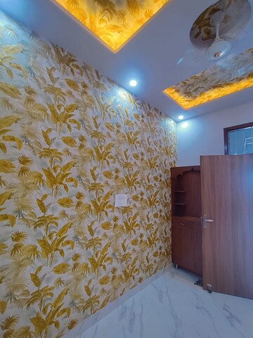 Bedroom in 4 BHK Villa at Kalwar Road – for Sale