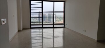 Room in 4 BHK Apartment at Godrej Icon, Sector 88a – for Sale