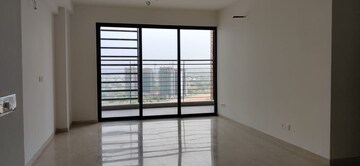 Room in 4 BHK Apartment at Godrej Icon, Sector 88a – for Sale