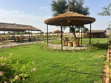 Studio Villa – Exterior View View at Kalwar Road - for Sale