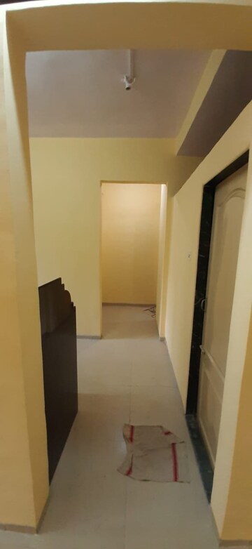 Room in 1 BHK Apartment at Sion – for Sale