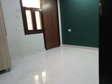 Room in 2 BHK Builder Floor at Mahavir Enclave 1 – for Sale