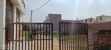  Plot – Exterior View View at Jankipuram Extension - for Sale