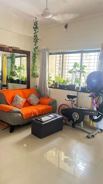2 BHK Apartment For Rent in Parivar CHS Santacruz West Santacruz West Mumbai 7172555