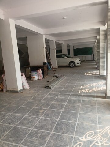 Parking in 2 BHK Builder Floor at Uphaar Homes, Rajendra Park – for Sale