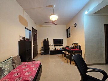 Bedroom in 2 BHK Apartment at Bhatia Esspee Towers, Borivali East – for Sale