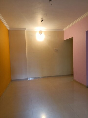 Room in 2 BHK Apartment at Anupam CHS Kandivali, Kandivali West – for Sale