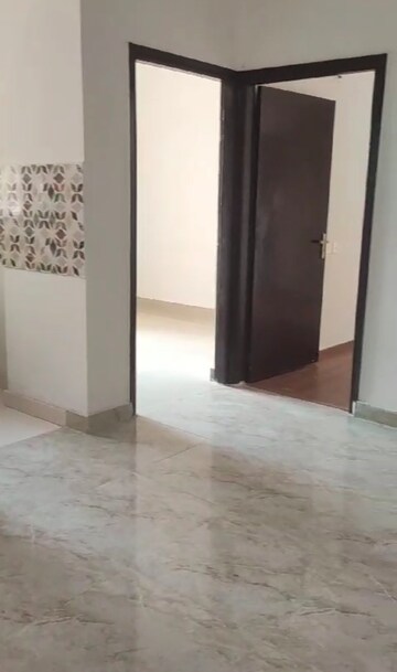 Room in 2 BHK Apartment at Amrapali Leisure Park, Amrapali Leisure Valley – for Sale
