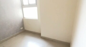 Room in 2.5 BHK Apartment at Galaxy North Avenue ll, Gaur City 2  – for Sale