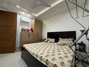 Bedroom in 3 BHK Builder Floor at Sushant Lok ii – for Sale