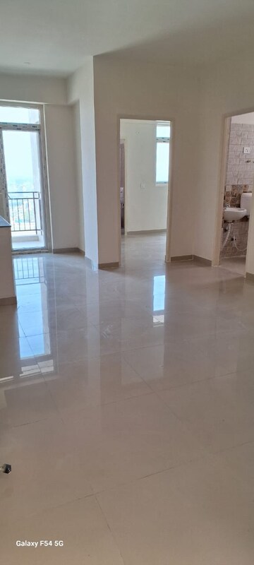 Room in 2 BHK Apartment at Tulsiani Easy In Homes, Sohna Sector 35 – for Sale