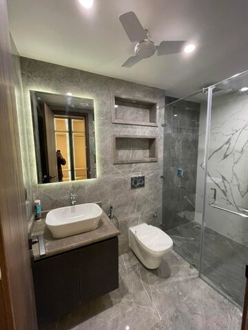 Bathroom in 3 BHK Builder Floor at Sector 27 – for Sale