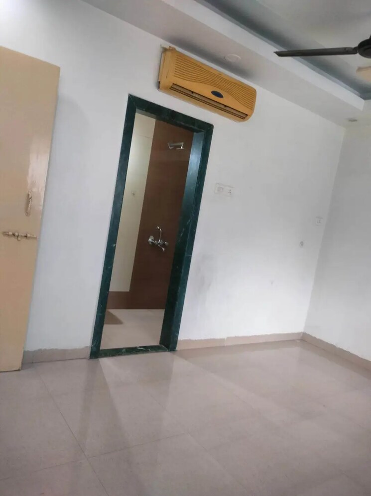 Room, tulsi-tower-nalasopara 1 Bedroom 575 Sq.Ft. Apartment In Nalasopara East Palghar 7177721