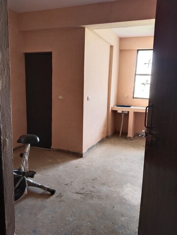 Room in 1 RK Apartment at Omaxe Heights, Sector 86 – for Sale