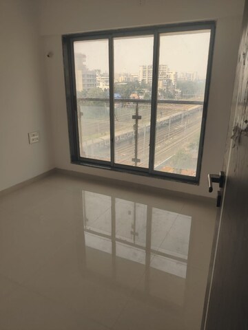 Room in 2 BHK Apartment at Platinum Life, Andheri West – for Sale
