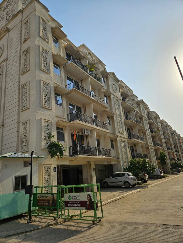 Exterior View, signature-global-park 3 Bedroom 1210 Sq.Ft. Builder Floor In Sohna Sector 36 Gurgaon 7180944