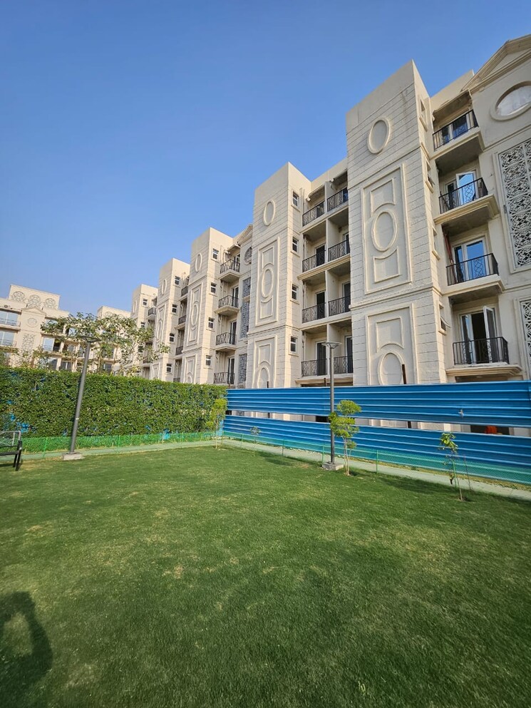 Exterior View, signature-global-park 3 Bedroom 1210 Sq.Ft. Builder Floor In Sohna Sector 36 Gurgaon 7180944