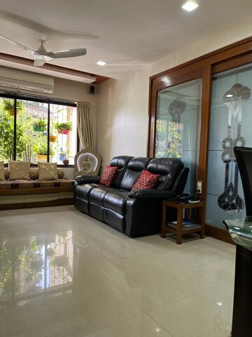 Living Room in 2 BHK Apartment at Nutan Madhuban Apartment, Worli – for Sale