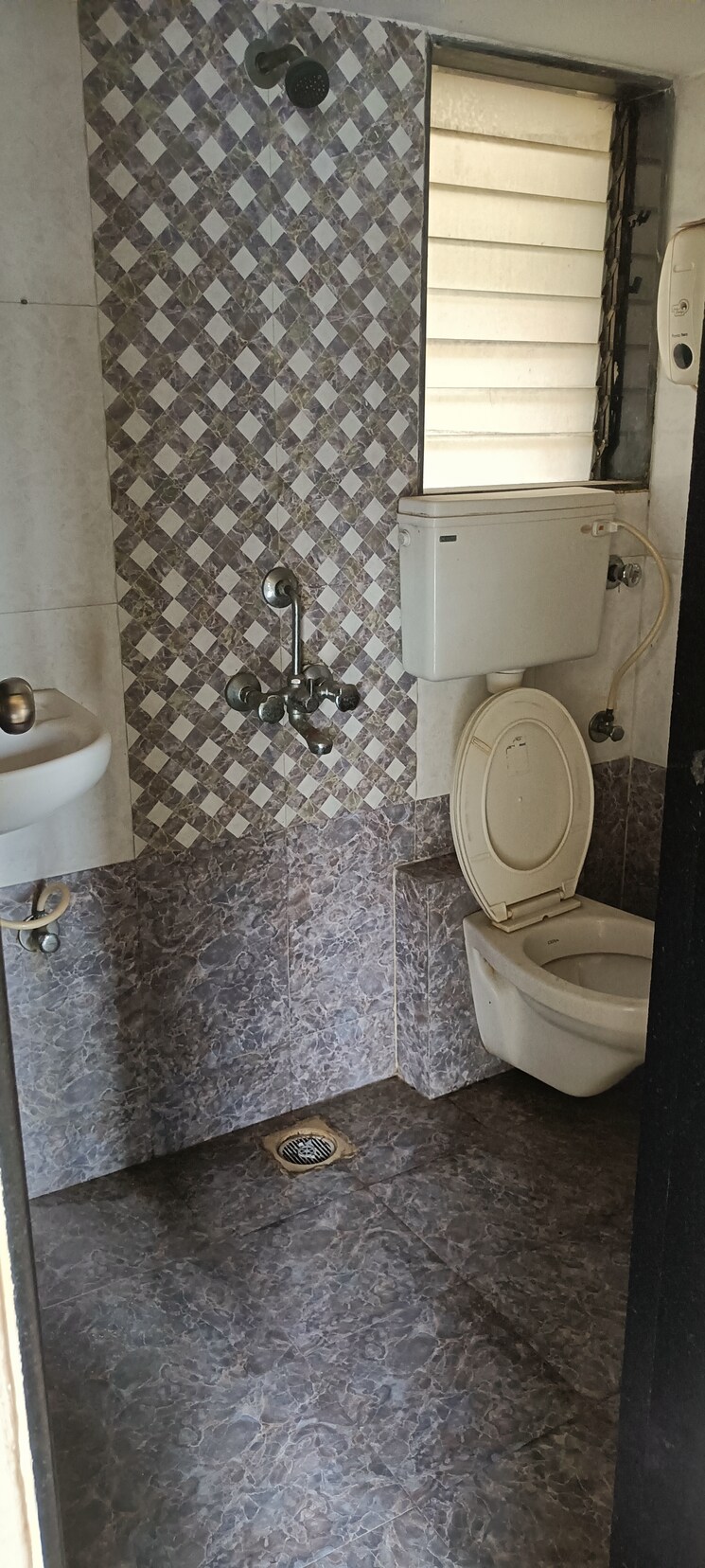 Bathroom, anchor-park-phase-ii 1 Bedroom 640 Sq.Ft. Apartment In Vasai East Palghar 7181157