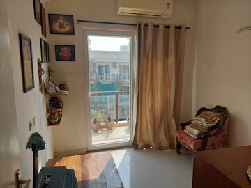 Living Room in 4 BHK Apartment at Tulip Violet, Sector 69 – for Sale